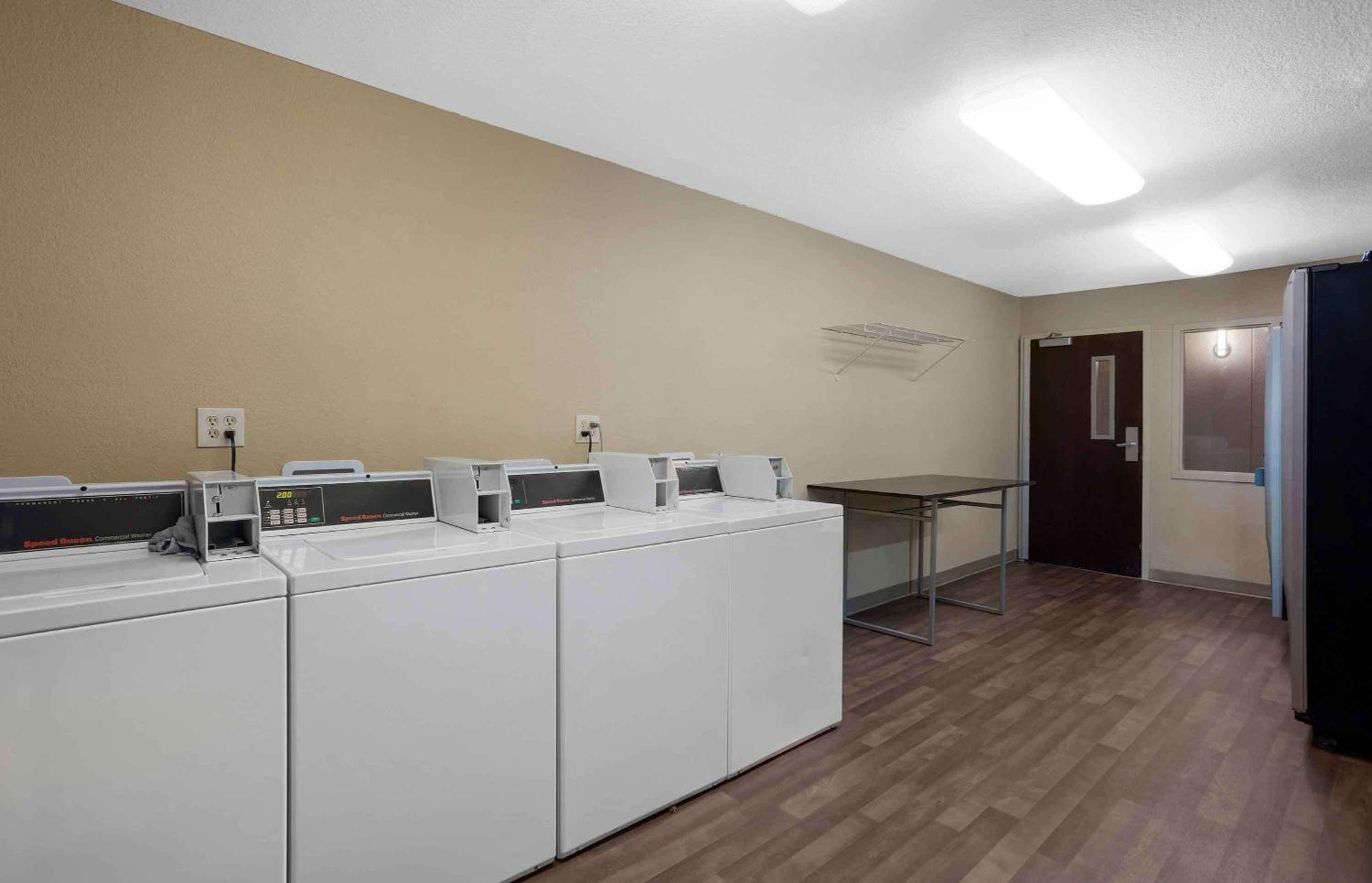 Extended Stay America Suites - Houston - Med Ctr - Greenway Plaza Extérieur photo