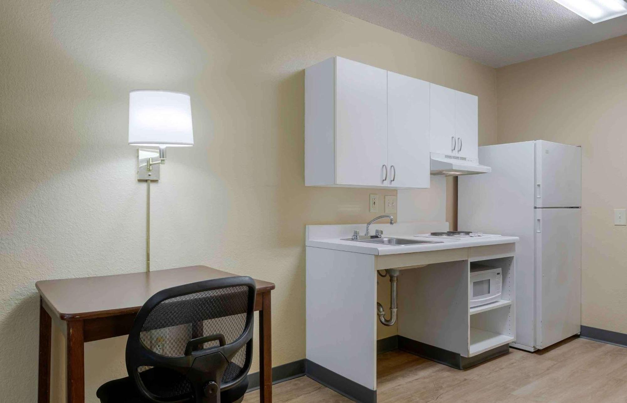 Extended Stay America Suites - Houston - Med Ctr - Greenway Plaza Extérieur photo